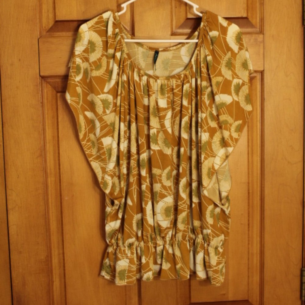 NWOT - Poliana Plus Butterfly Sleeve Blouse - Womens Plus 2XL